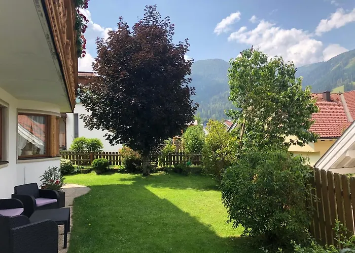 Brigitte فندق مبيت وإفطار فلاخاو